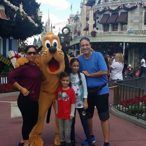 Meet your Posher, Raquel